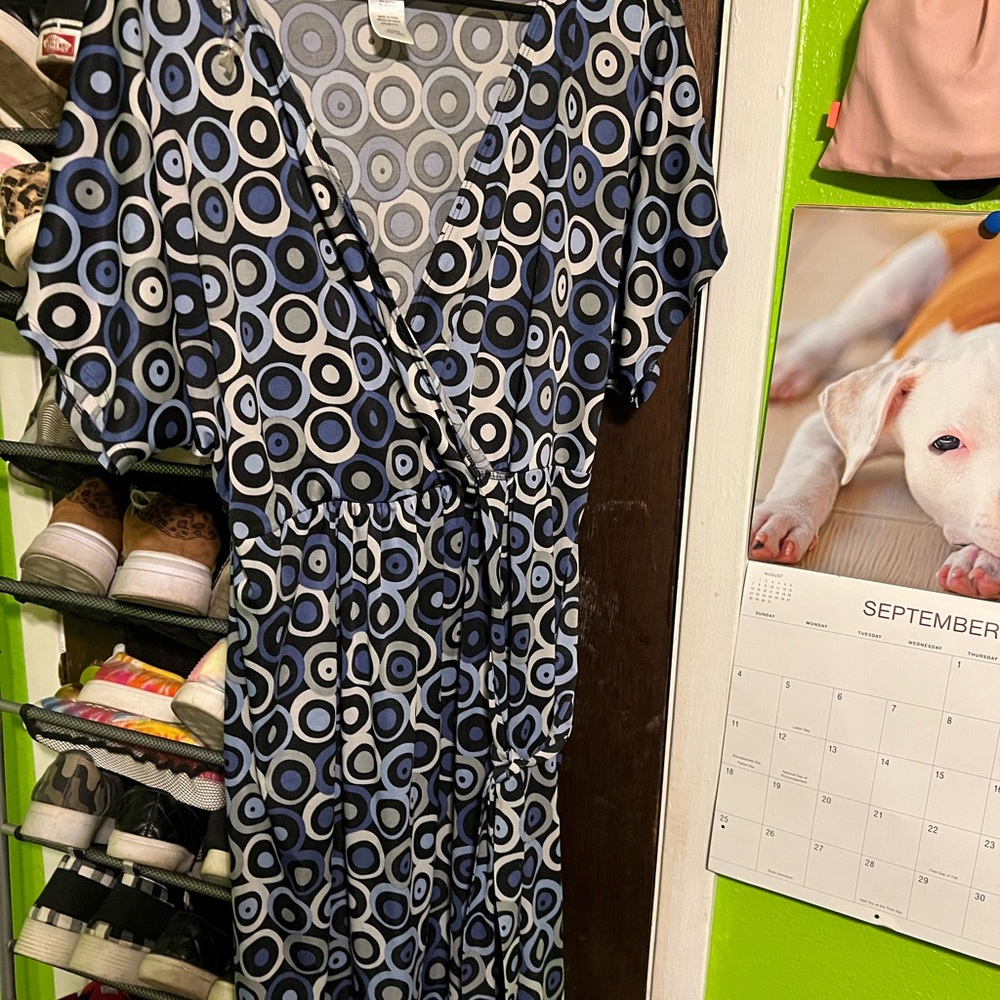 2X dress circled pattern blue